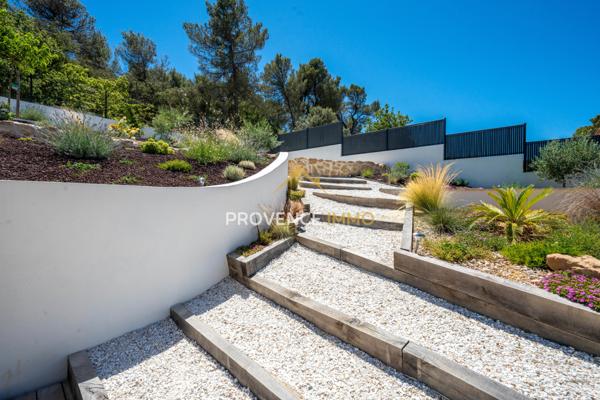 Aix-en-Provence (13100) Maison T4 de 2016 - 233m² sur terrain de 1000m²