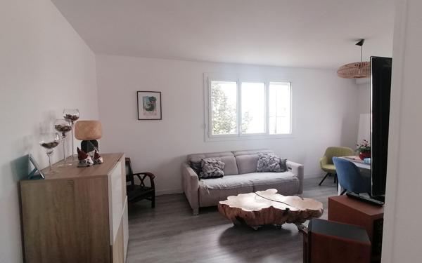 Appartement à vendre    3 pièces • 72,62 m2 Saint-Georges-de-Didonne