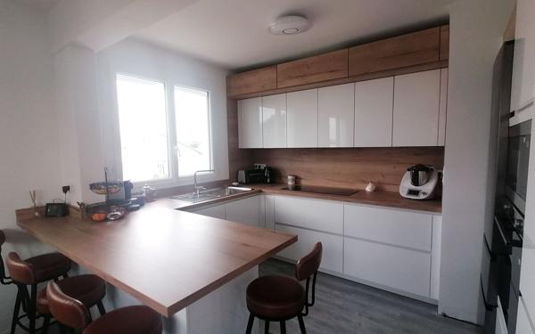 Appartement à vendre    3 pièces • 72,62 m2 Saint-Georges-de-Didonne