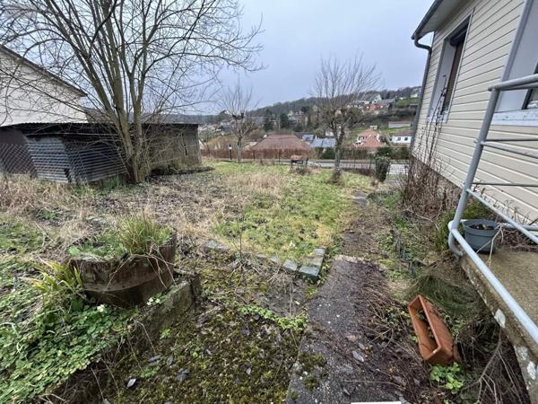 Maison à louer à Saint-Saëns en Seine-Maritime (76680), ref : 016/2949/MAV