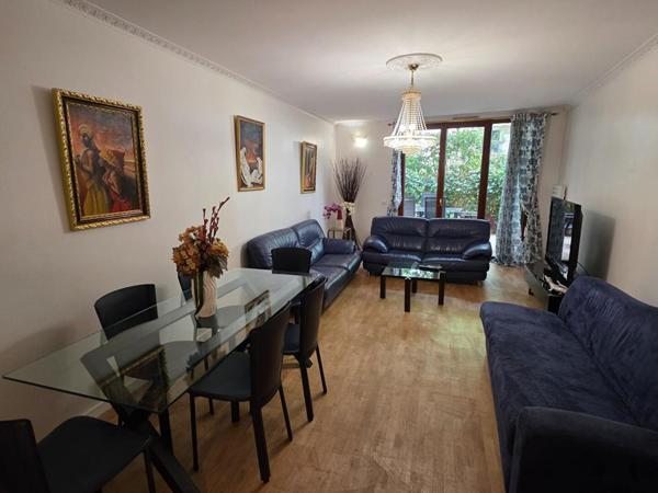 Appartement 3 pièces Rez-de-jardin  Paris 15e Quartier Beaugrenelle