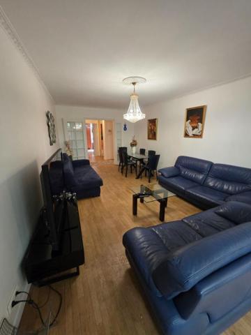 Appartement 3 pièces Rez-de-jardin  Paris 15e Quartier Beaugrenelle