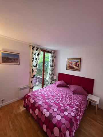 Appartement 3 pièces Rez-de-jardin  Paris 15e Quartier Beaugrenelle