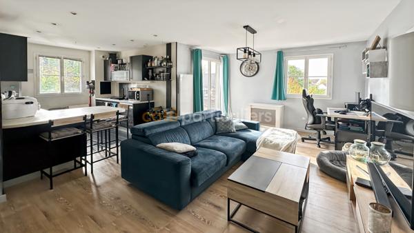 Vente Appartement59,56 m² - 3 Pièces - COMBS LA VILLE (77380)