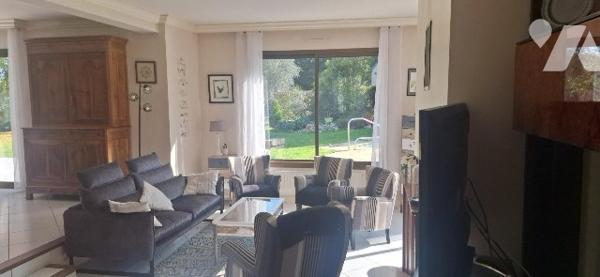 Maison familiale rare à Haut de Prémartine au MANS