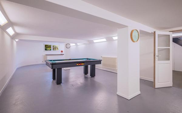 Maison à YVRE-L'EVEQUE, 72530 - 6 pièces 261m²