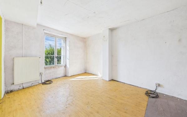 Maison à vendre    4 pièces • 68 m2 Chatte