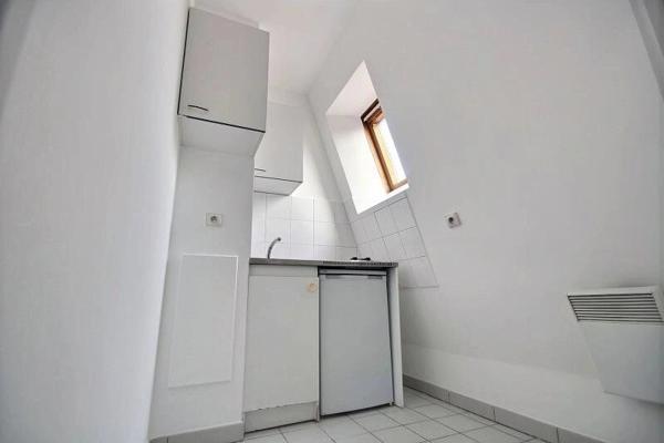 Vente                                                      Studio
                        
                     1 pièces                      29 m2                     à Maisons-Alfort