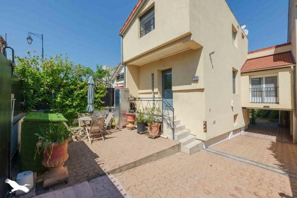 Maison 435 000 € Colombes 5 p 100 m² DPE E