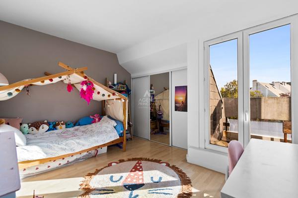 Appartement Saint Germain En Laye 4 pièce(s) 99.18m2 €497 000 ** - Référence 17258