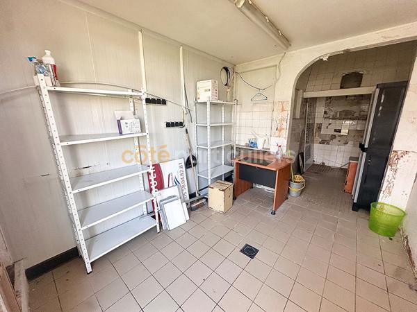 Location
                Local commercial75 m² - Mimizan (40200)