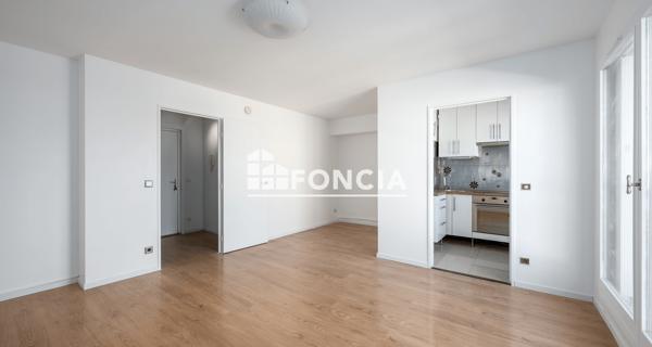 À vendre Studio 33 m² - Corbeil-essonnes 91100