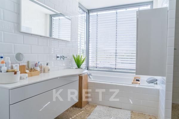 Prestigieuse villa d'architecte en bord de mer