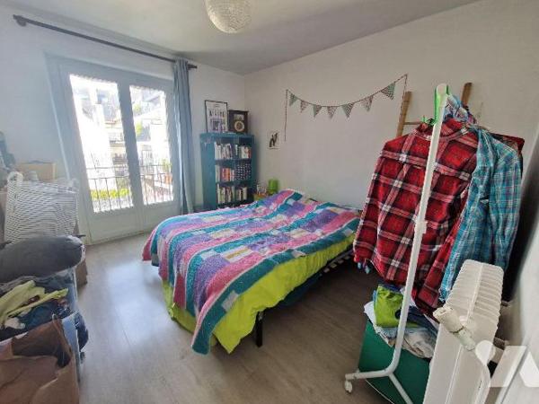 Appartement à Vendre à Quimper. 
Investissement locatif,  appartement de 46m² situé en plein c...