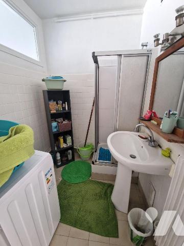 Appartement à Vendre à Quimper. 
Investissement locatif,  appartement de 46m² situé en plein c...