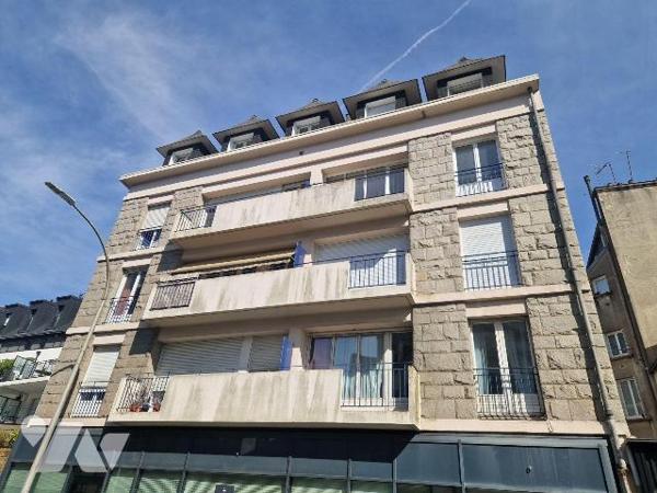 Appartement à Vendre à Quimper. 
Investissement locatif,  appartement de 46m² situé en plein c...