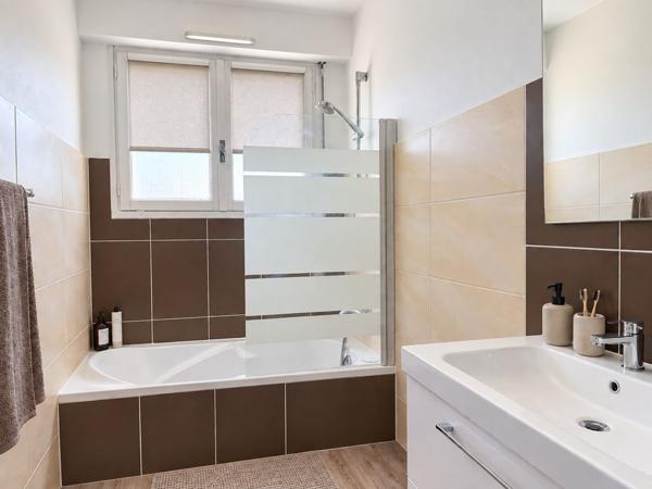 Appartement T5 - LANESTER