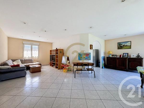 Maison à vendre  6 pièces - 133 m 2   GENEVREUILLE  - 70