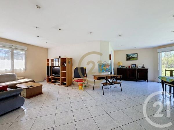 Maison à vendre  6 pièces - 133 m 2   GENEVREUILLE  - 70