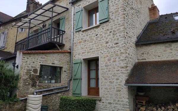 Maison à vendre    8 pièces •  Magny-en-Vexin