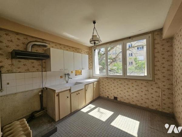 NEUILLY - T3, 70 m² - Balcon, parking, cave