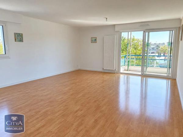 Appartement à louer 3 pièces 74.68m² Saint-Nazaire (44600)