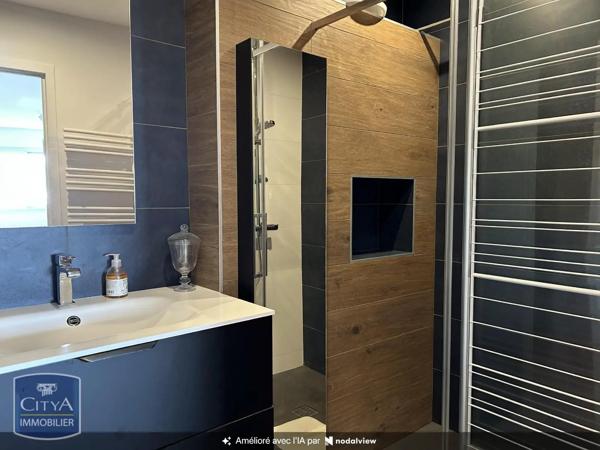 Appartement à louer 3 pièces 74.68m² Saint-Nazaire (44600)