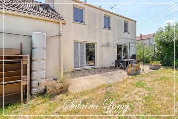 À vendre – Pavillon familial de 139 m² à Épernay – Construction 2009 - Garage et Jardin