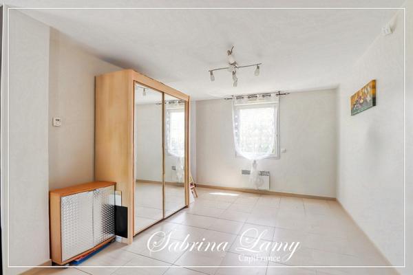 À vendre – Pavillon familial de 139 m² à Épernay – Construction 2009 - Garage et Jardin