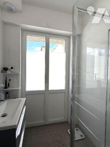 Certaines maisons ont ce supplément d'âme que l'on perçoit dès les premiers instants. Celle-ci ...