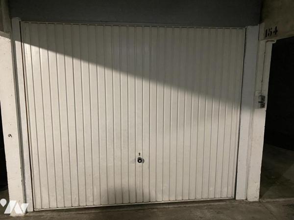 ANGERS – Quartier Arboretum  Grand T4 lumineux de 112 m² avec balcon, garage et cave**