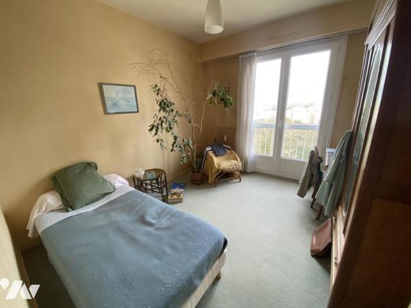 ANGERS – Quartier Arboretum  Grand T4 lumineux de 112 m² avec balcon, garage et cave**