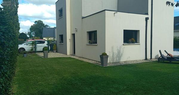 Maison à louer à Saint-Jacques-sur-Darnétal en Seine-Maritime (76160), ref : 016/2943/SA