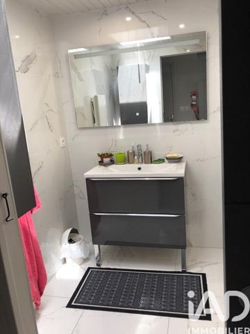 Maison à vendre 9 pièces 191 m² Clermont-Ferrand