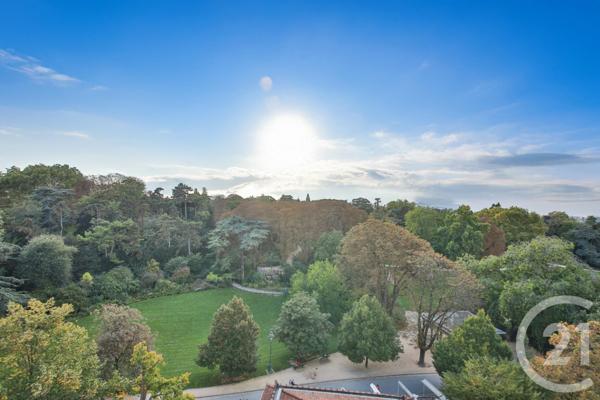 Appartement F7 Et + à vendre  8 pièces - 163 m2 PARIS - 75014