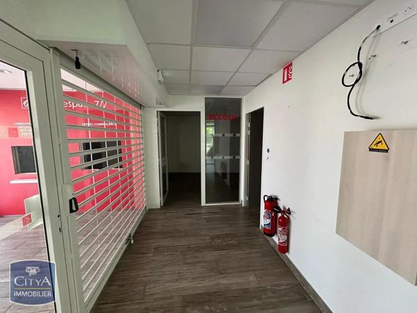 Local commercial à vendre