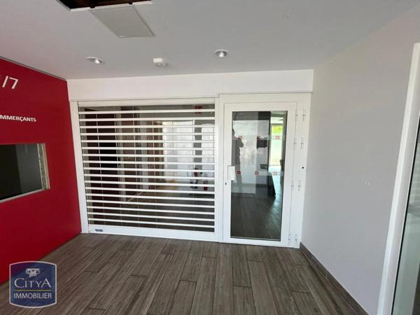 Local commercial à vendre