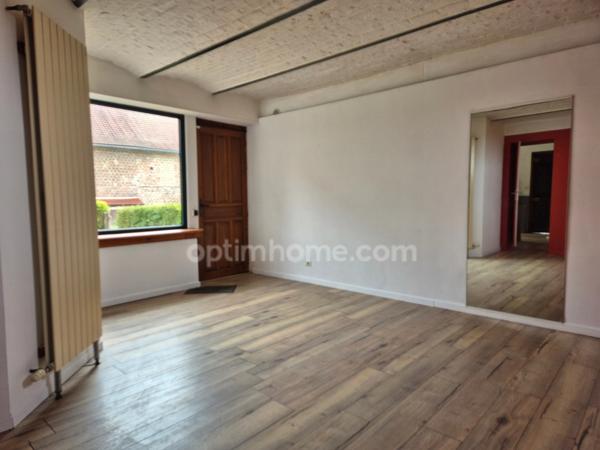 Fermette rénovée 200m² offrant 6 chambres + 1 bureau
