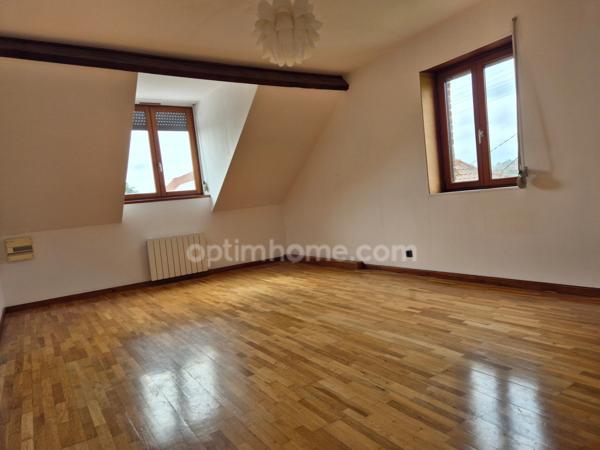 Fermette rénovée 200m² offrant 6 chambres + 1 bureau