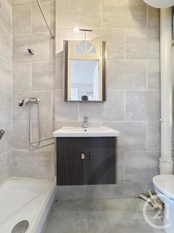 Appartement F4 à vendre  3 pièces - 57,61 m2 PARIS - 75018