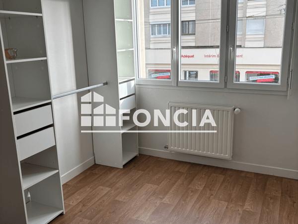 Location Appartement 4 pièces 68 m² - 52 AVENUE PATTON Angers 49000