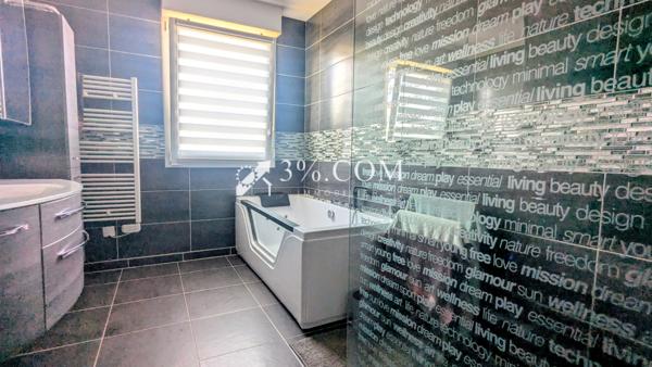 Maison 4 pièce(s) 3 chambre(s) 103 m²