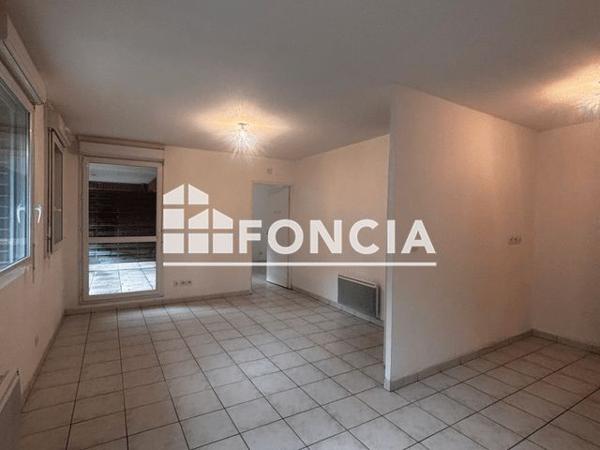 Location Appartement 2 pièces 47 m² - DE LA SIXIEME HEURE, DE LA JOI Amiens 80000