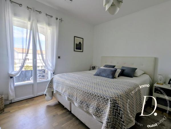 villa contemproraine 120 m² avec piscine