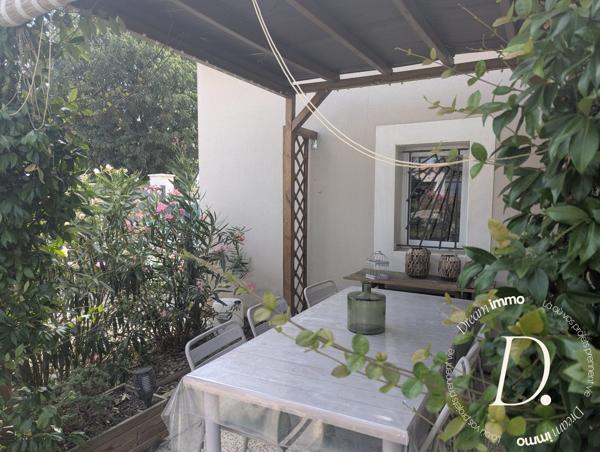 villa contemproraine 120 m² avec piscine