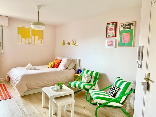 LE BOUSCAT-STUDIO MEUBLE