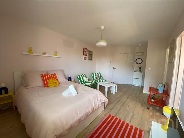 LE BOUSCAT-STUDIO MEUBLE