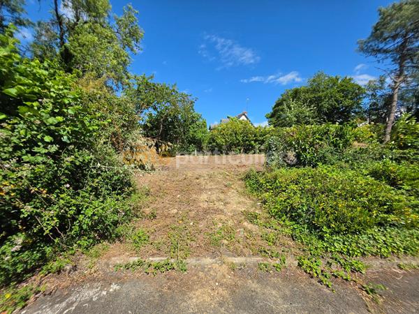 Vente
                Terrain707 m² - MONTS (37260)