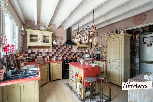 Le Bouscat – Maison de charme avec jardin, garage et suite parentale avec terrasse spa