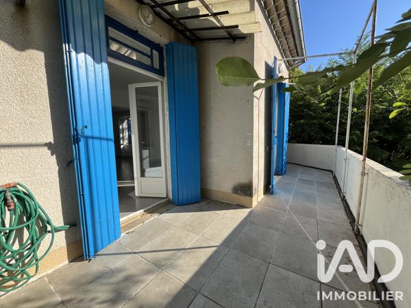 Location appartement 5 pièces 95 m² Goudargues